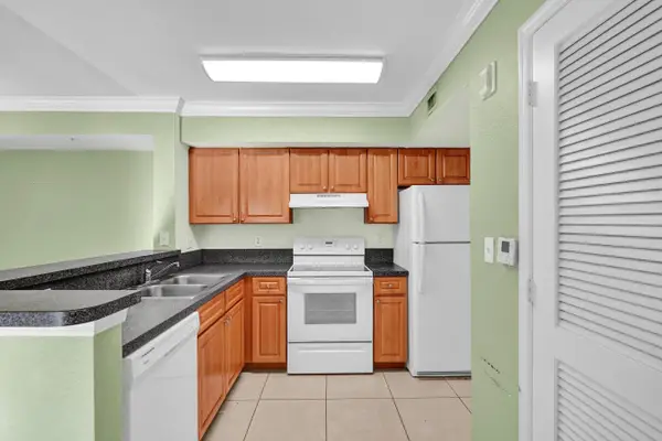 15075 Michelangelo Boulevard #103, Delray Beach, FL 33446