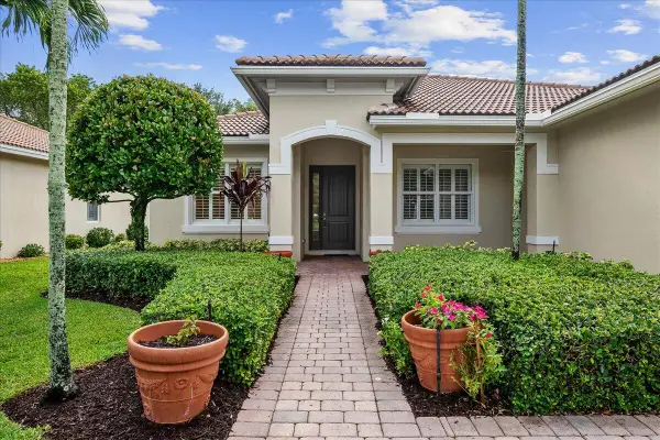 8392 Lyons Ranches Road, Boynton Beach, FL 33472