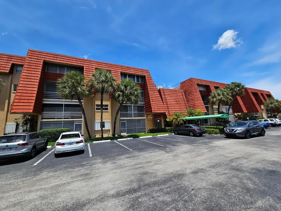 22605 SW 66th Avenue #114, Boca Raton, FL 33428 - #2