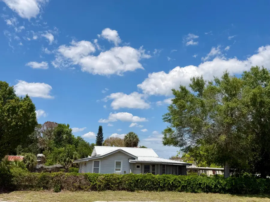 207 SE 4th Street, Okeechobee, FL 34974 - #2