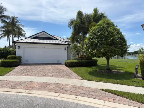 8142 Jolly Harbour Court, Wellington, FL 33414