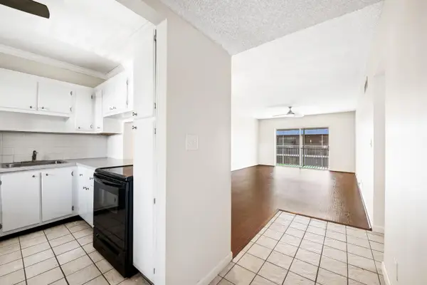 2980 Riverside Drive #324-3, Coral Springs, FL 33065