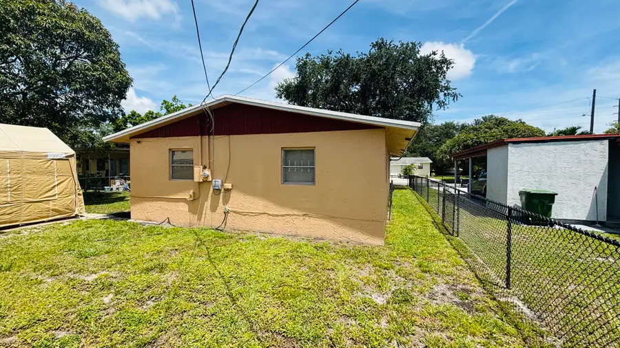 1714 NW 7th Place, Fort Lauderdale, FL 33311 - #3