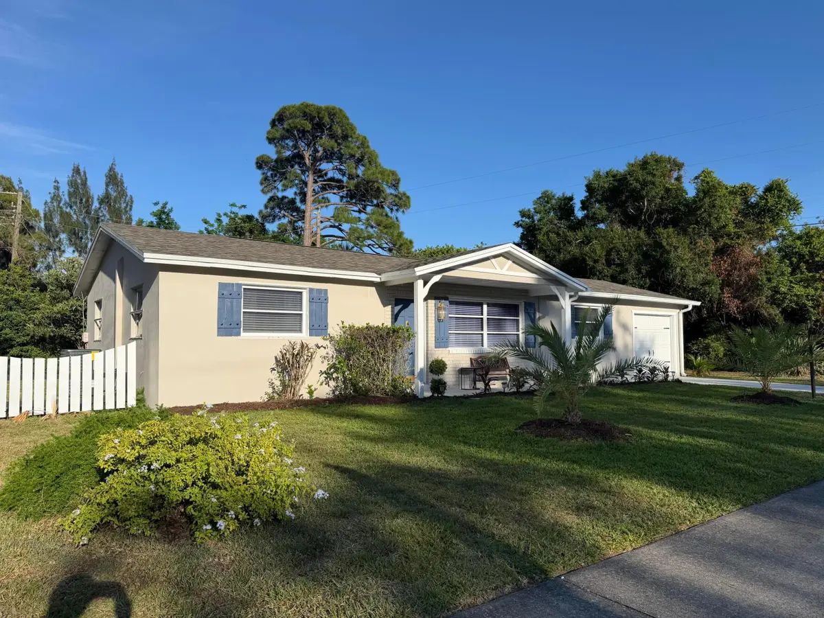 310 SW 20th Ave Avenue Sw, Vero Beach, FL 32962 - #1