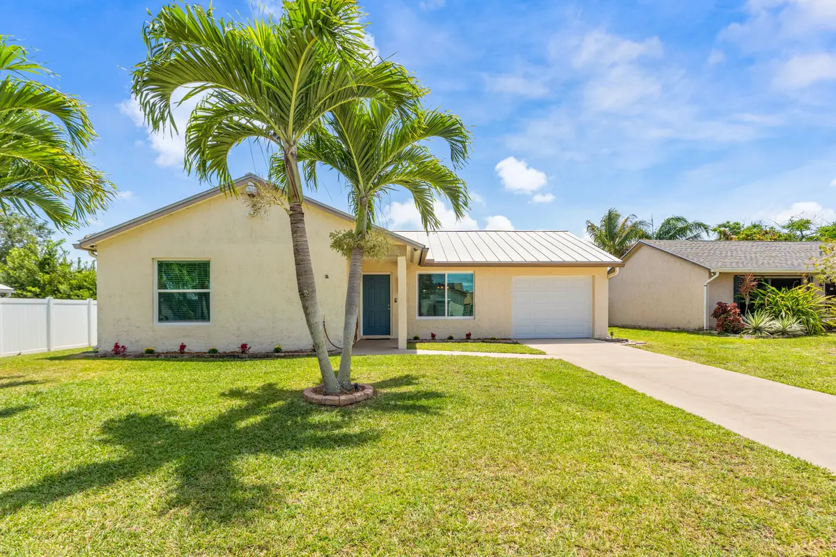 105 Banyan Circle, Jupiter, FL 33458 - #1