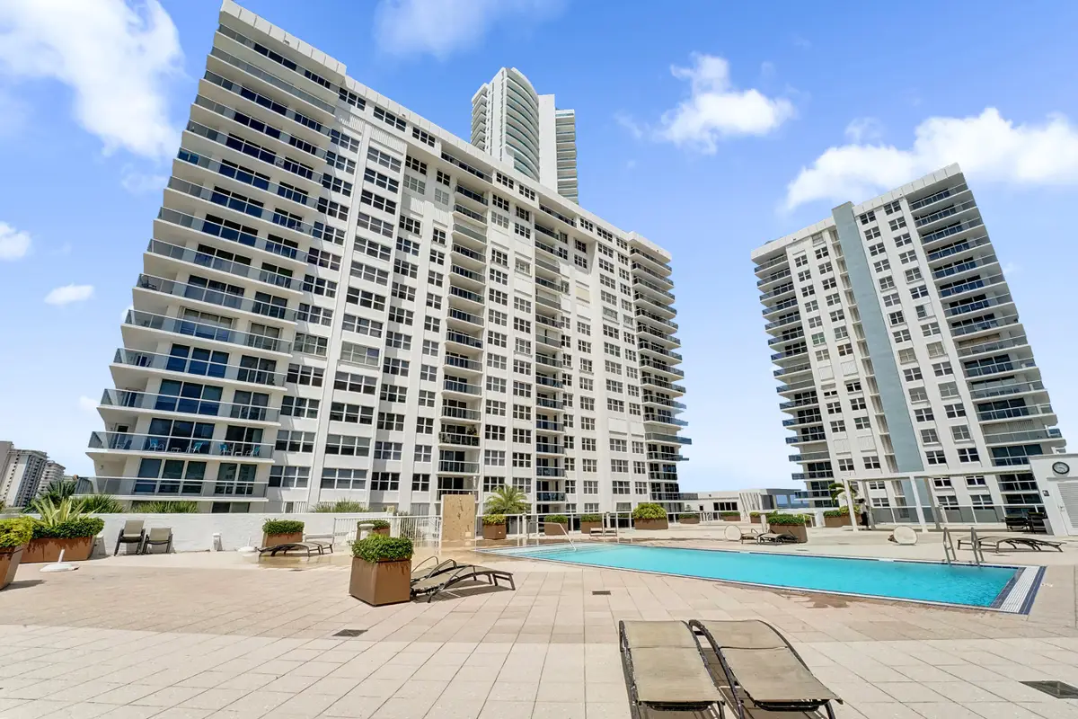2751 S Ocean Drive #302s, Hollywood, FL 33019 - #1