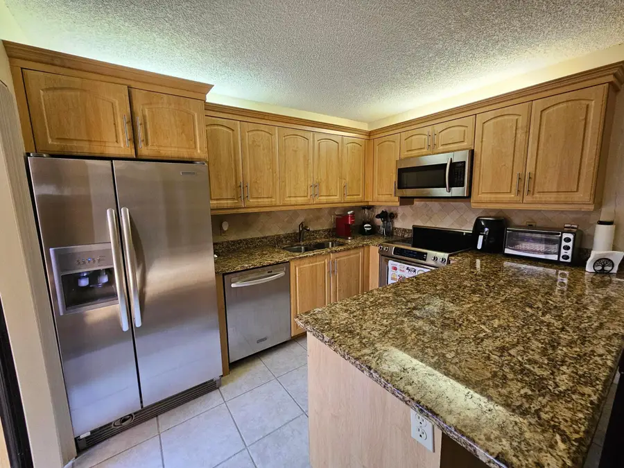 9982 NW 6th Court, Plantation, FL 33324 - #2
