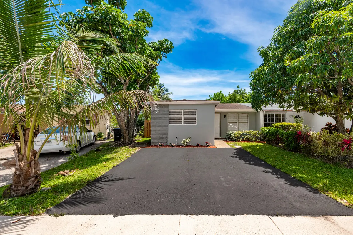 6560 SW 20th Street, North Lauderdale, FL 33068 - #1