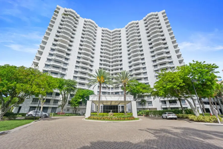 3300 NE 192nd Street #915, Aventura, FL 33180 - #3