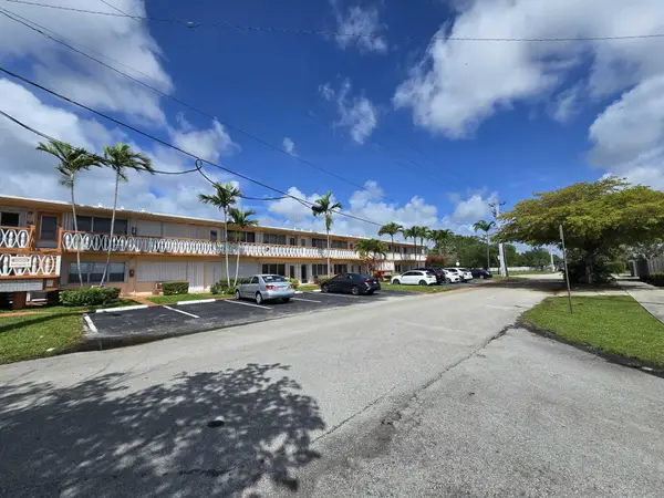 1000 SW 10th Avenue Sw #19p, Hallandale Beach, FL 33009