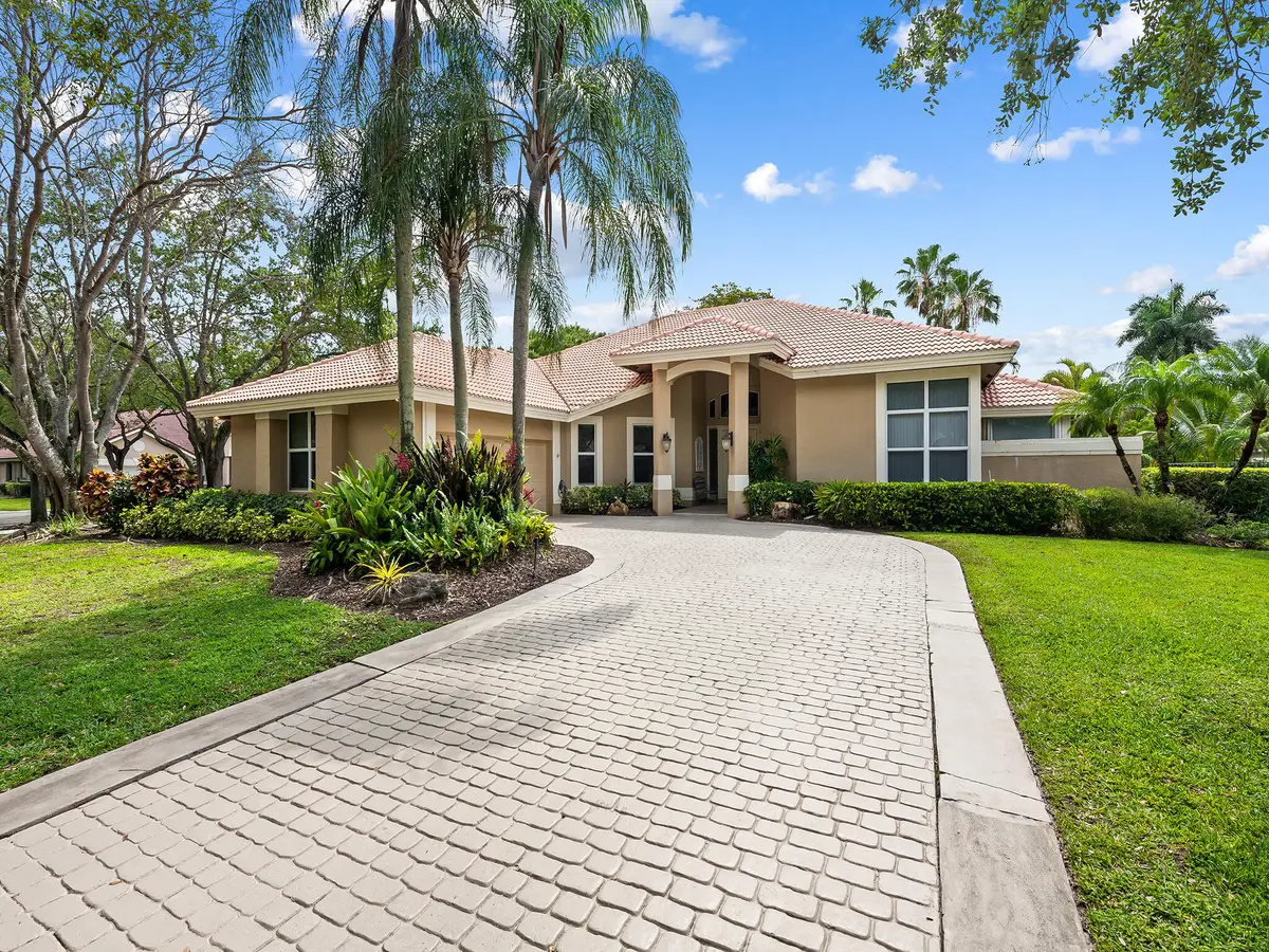 1207 Manor Drive S, Weston, FL 33326 - #1
