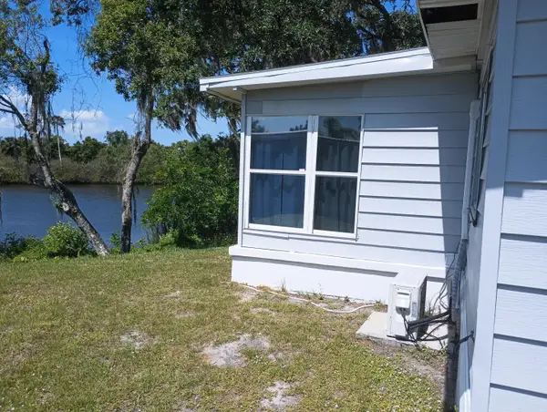 5 Quintana Roo Court, Port St Lucie, FL 34952