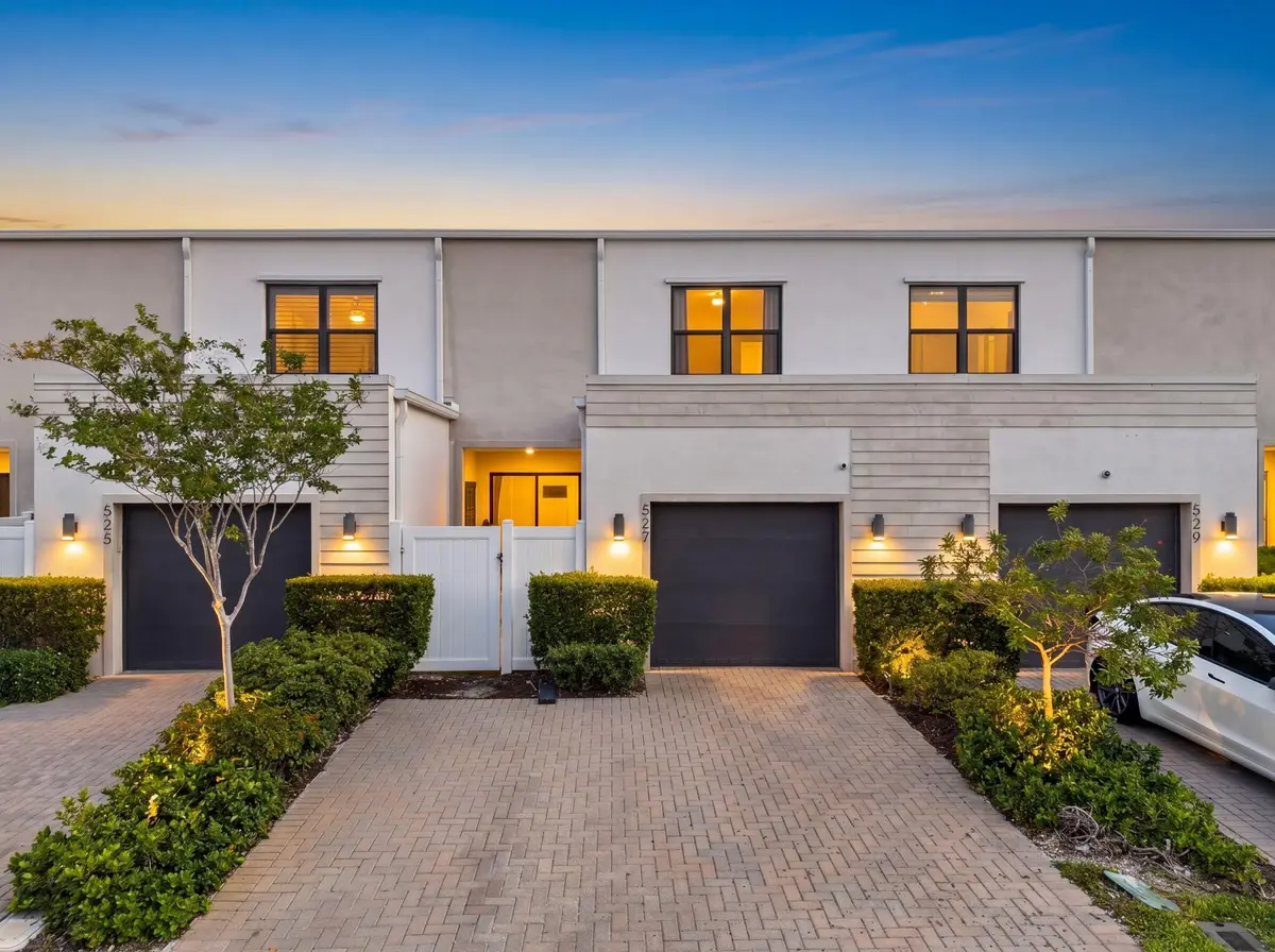 527 NW 17th Street, Fort Lauderdale, FL 33311 - #1