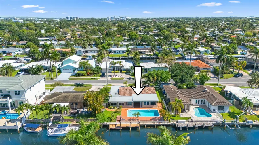 330 SE 9th Court, Pompano Beach, FL 33060 - #2