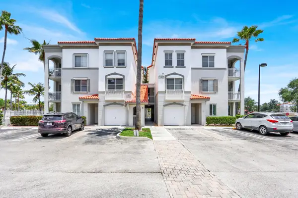 11037 Legacy Boulevard #302, Palm Beach Gardens, FL 33410