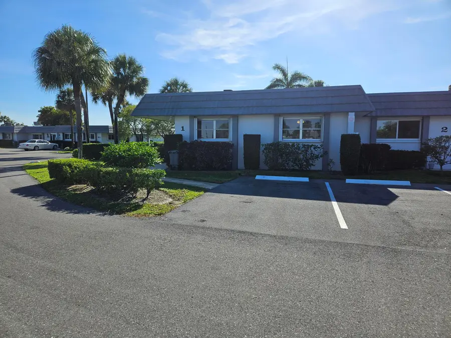 2886 E Fernley Dr Drive E #1, West Palm Beach, FL 33415 - #3