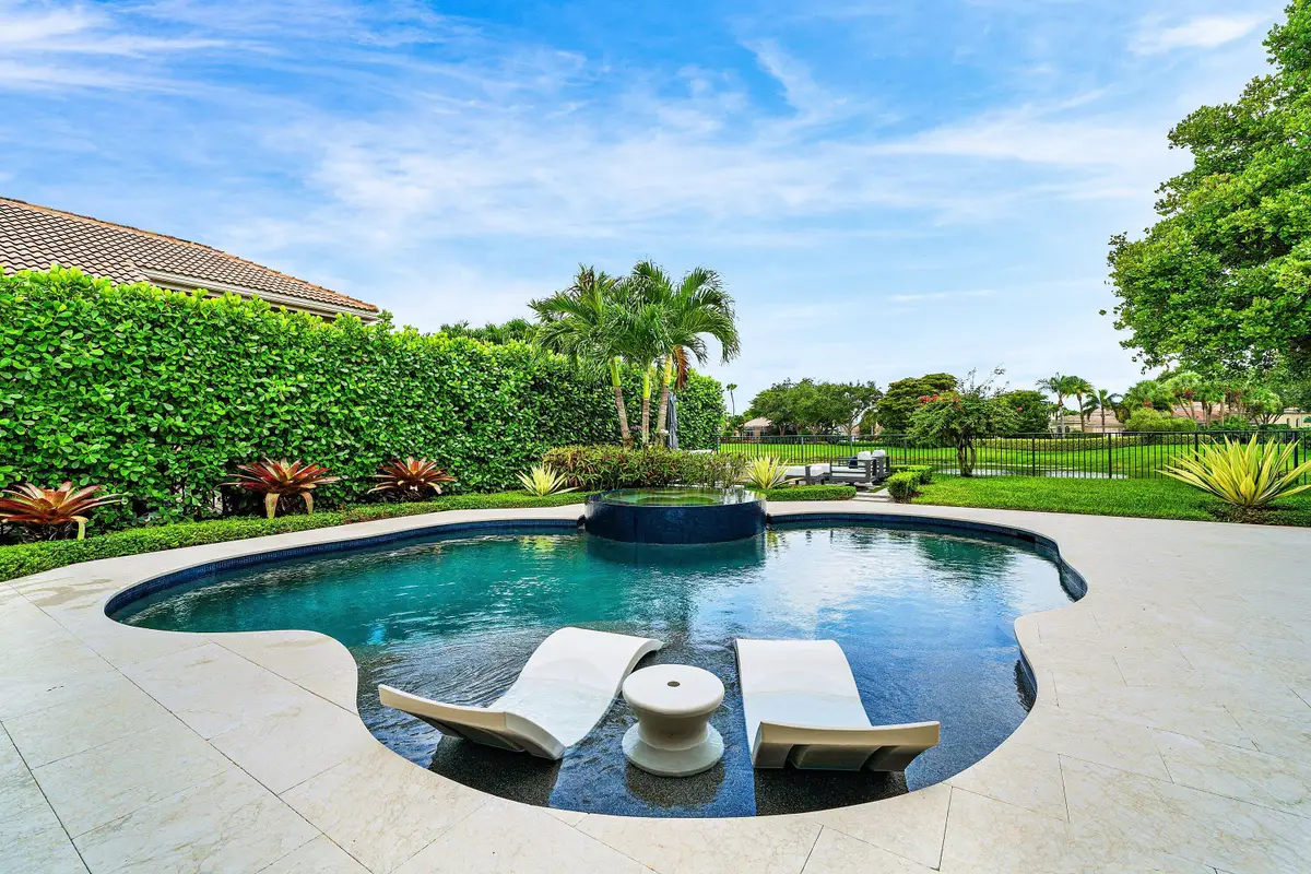 21 Somerset Drive, Palm Beach Gardens, FL 33418 - #1