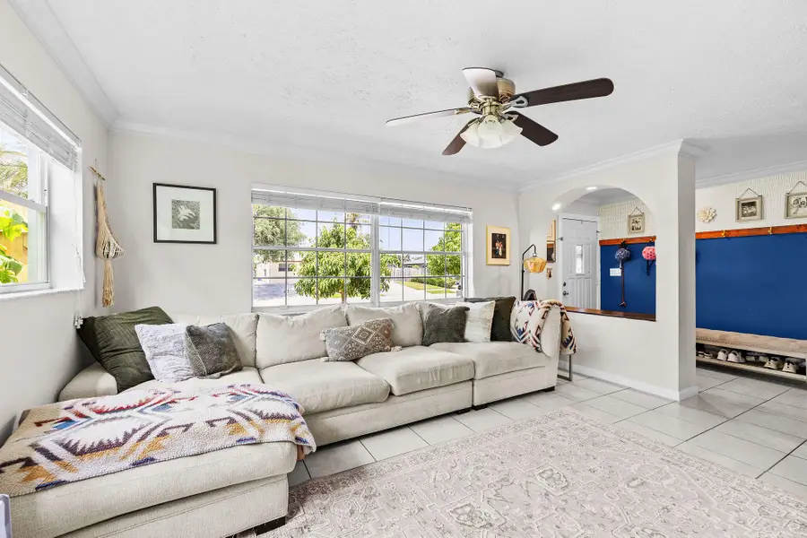 4366 Bamboo Drive, Palm Beach Gardens, FL 33410 - #3