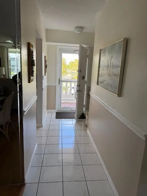 324 SE 10th Street #207, Dania Beach, FL 33004 - #3