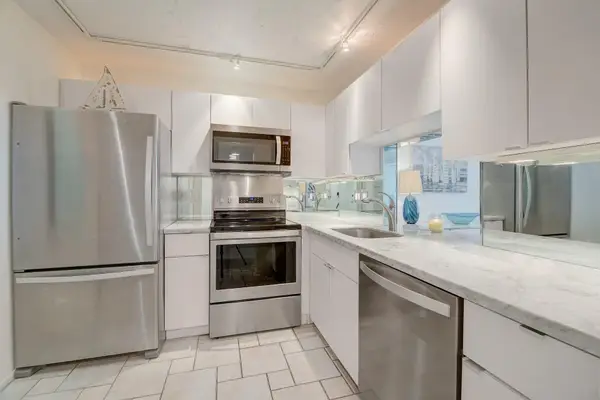 1160 N Federal Highway #215, Fort Lauderdale, FL 33304