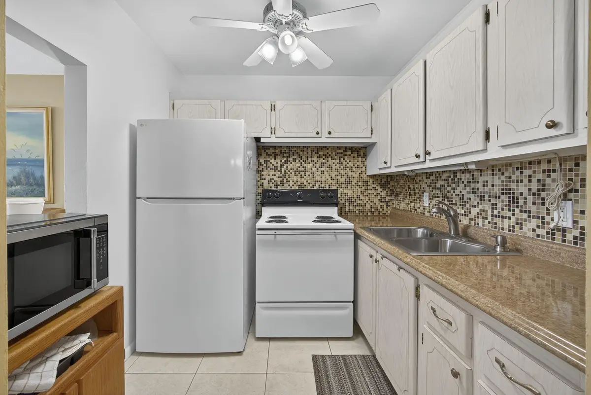 414 Windsor R, West Palm Beach, FL 33417 - #1