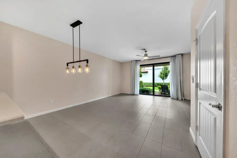 4208 N Dixie Highway #25, Oakland Park, FL 33334 - #3