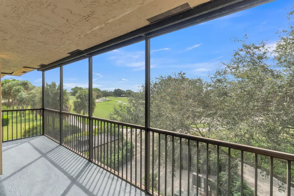 200 W Jacaranda Country Club Drive #3c, Plantation, FL 33324 - #1