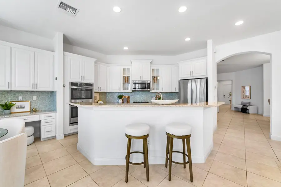 9820 S Miralago Way, Parkland, FL 33076 - #3