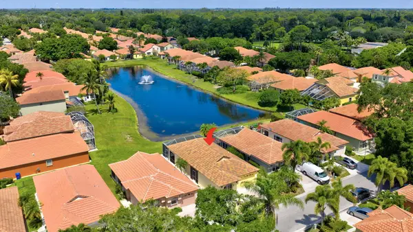 2097 Bonisle Circle, Riviera Beach, FL 33418