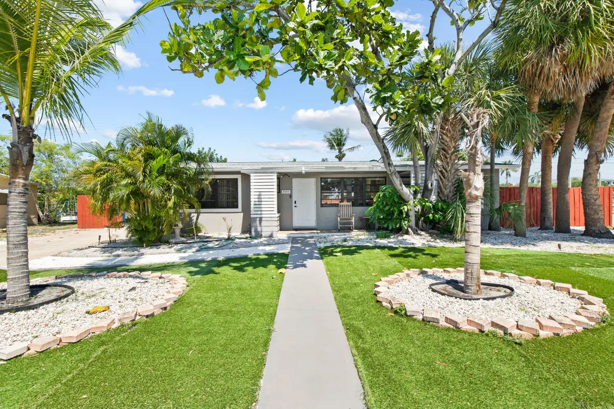 2300 NE 12th Avenue, Pompano Beach, FL 33064 - #1