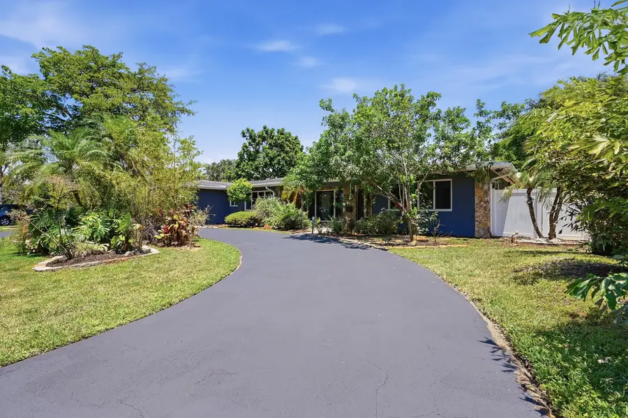 816 NW 66th Avenue, Plantation, FL 33317 - #3