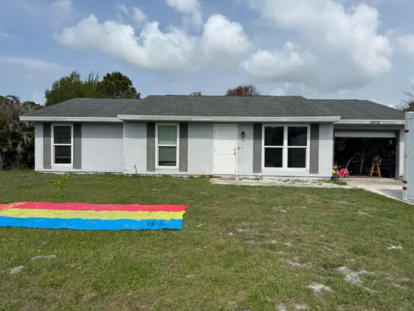 1802 SE Vesthaven Court, Port St Lucie, FL 34952