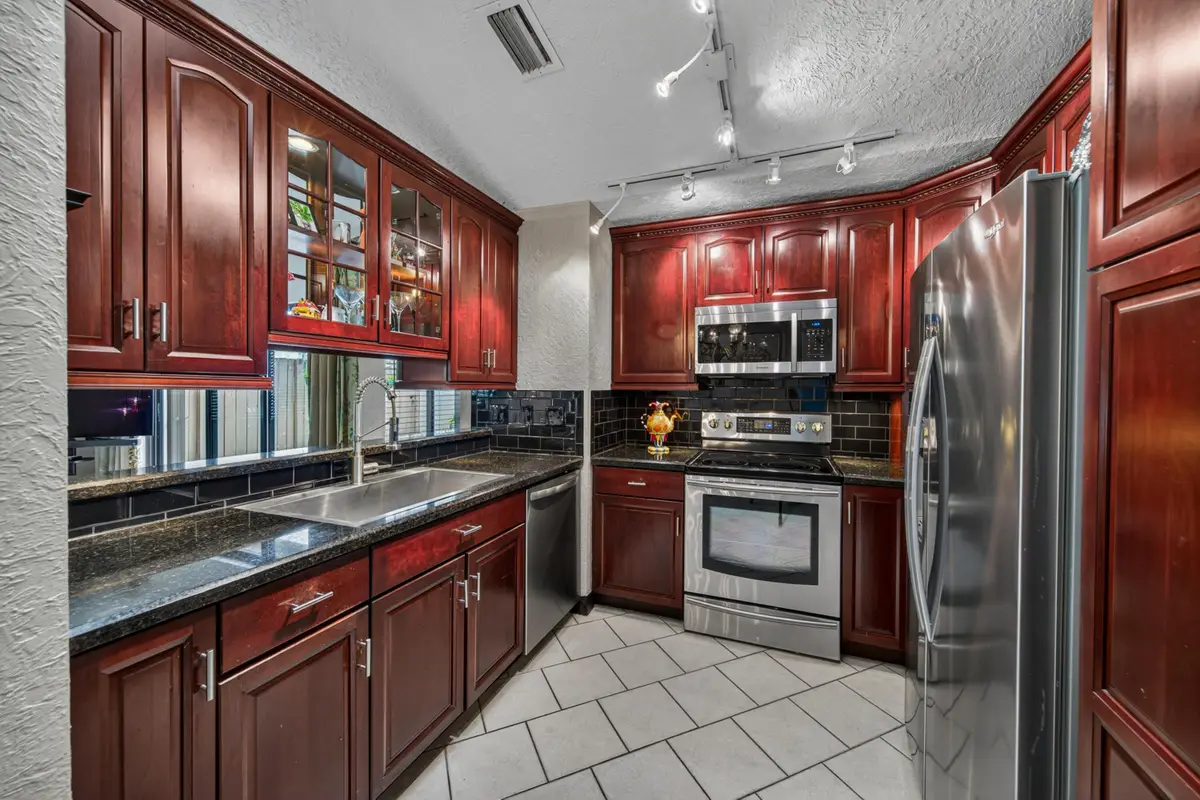 3068 S Oakland Forest Drive #806, Oakland Park, FL 33309 - #1