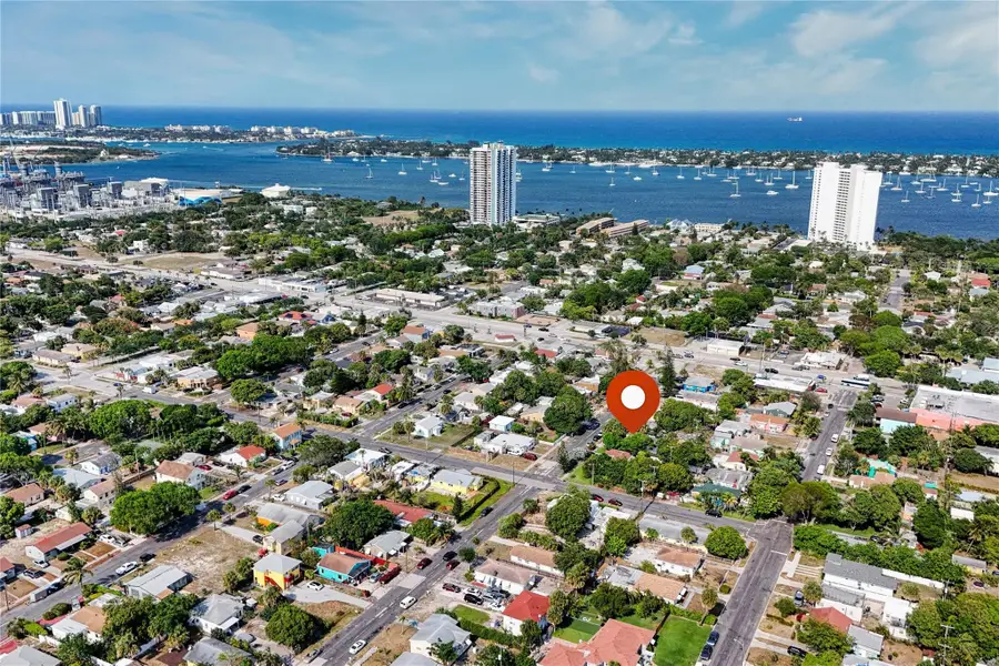 624 51st Street, West Palm Beach, FL 33407 - #2