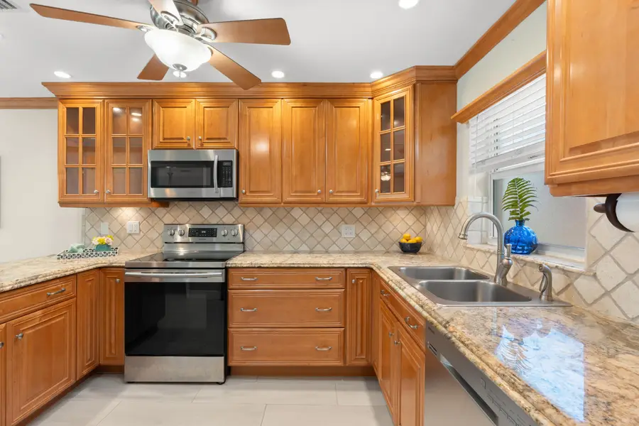 2820 NE 59th Street, Fort Lauderdale, FL 33308 - #3