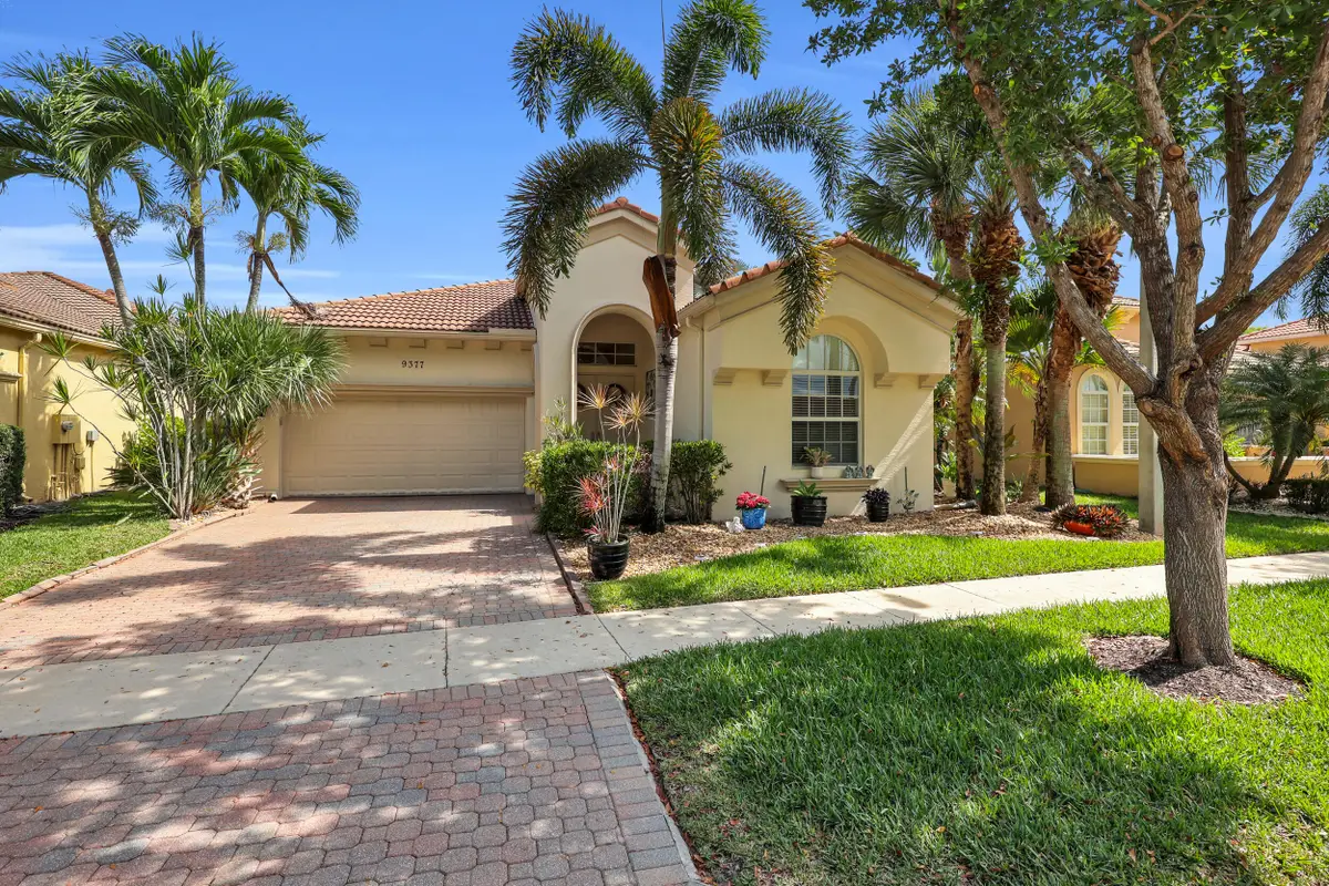 9377 Via Grande W, Wellington, FL 33411 - #1