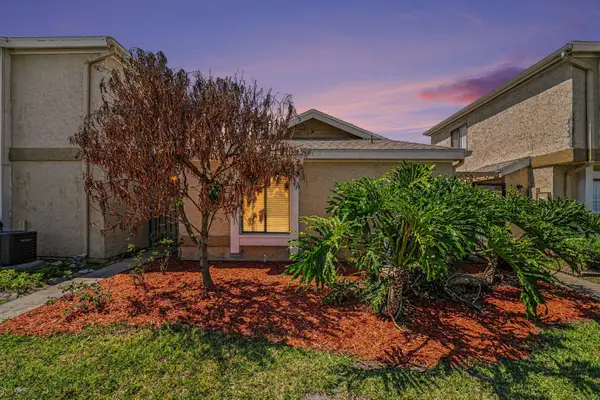 1011 NE Abada Ct Court Ne #110, Palm Bay, FL 32905
