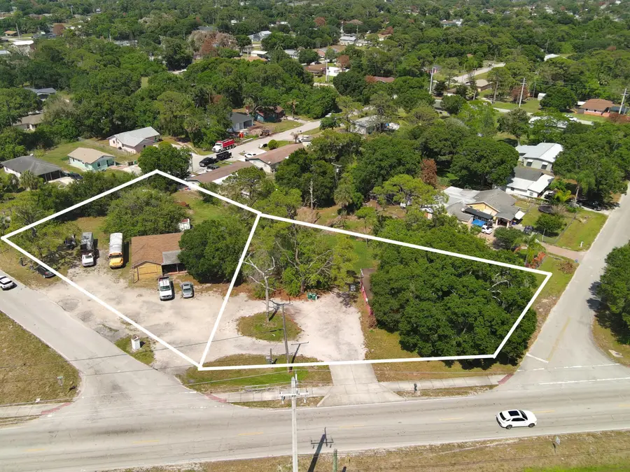 902 Angle Road, Fort Pierce, FL 34947 - #3