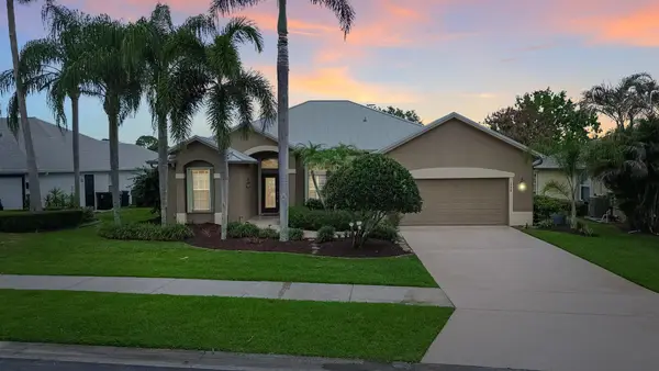 208 SW Whitewood Drive, Port St Lucie, FL 34953
