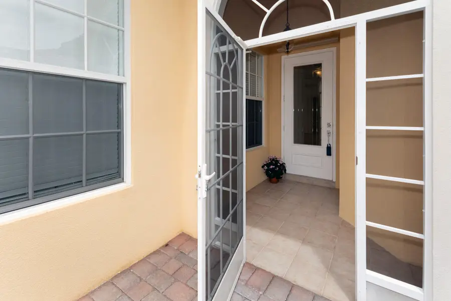 4705 Dovehill Drive, Palm Beach Gardens, FL 33418 - #2
