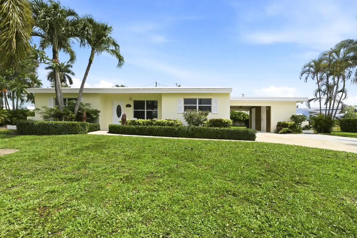 1452 Crest Drive, Lake Worth, FL 33461 - #1