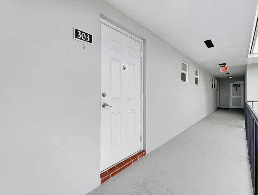 8 Colonial Club Drive #303, Boynton Beach, FL 33435 - #3