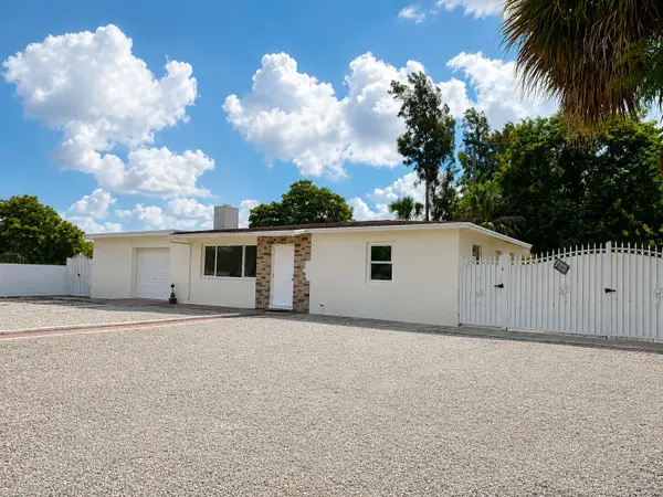 2000 Eagle Drive, West Palm Beach, FL 33409