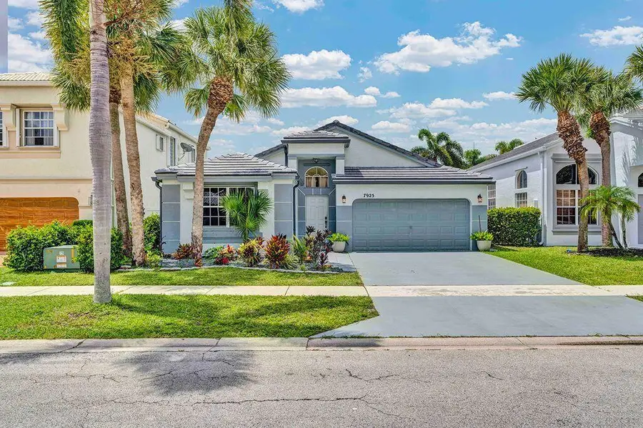 7925 Ambleside Way, Lake Worth, FL 33467 - #2