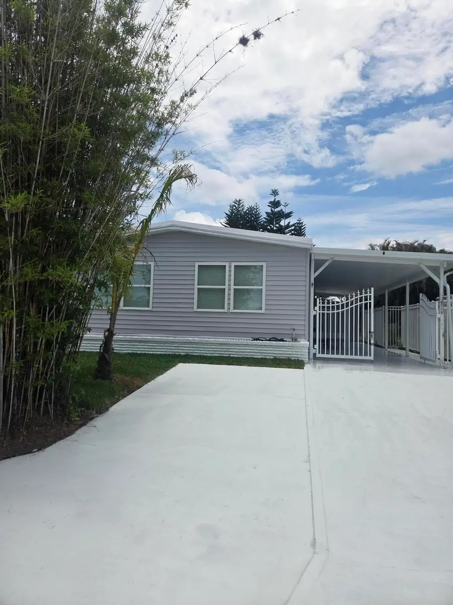 6950 SE Congress Street, Hobe Sound, FL 33455 - #2