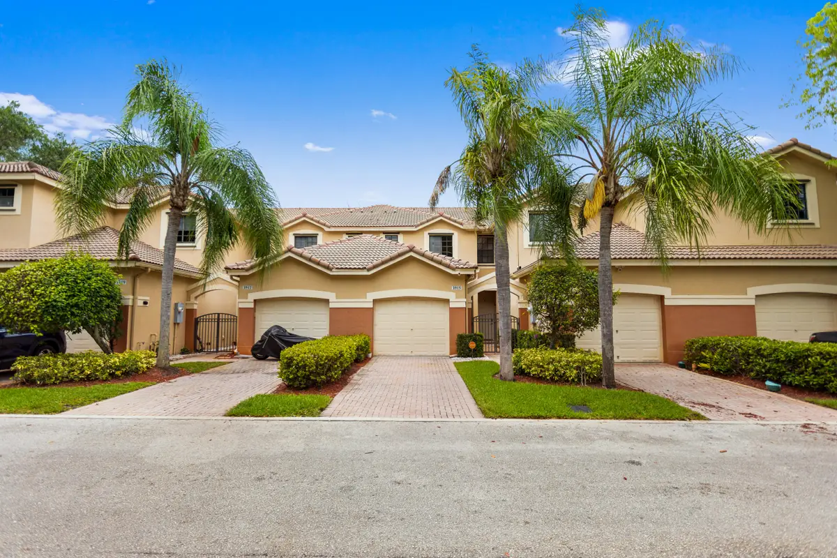 3915 Vista Grove Lane, Weston, FL 33332 - #1