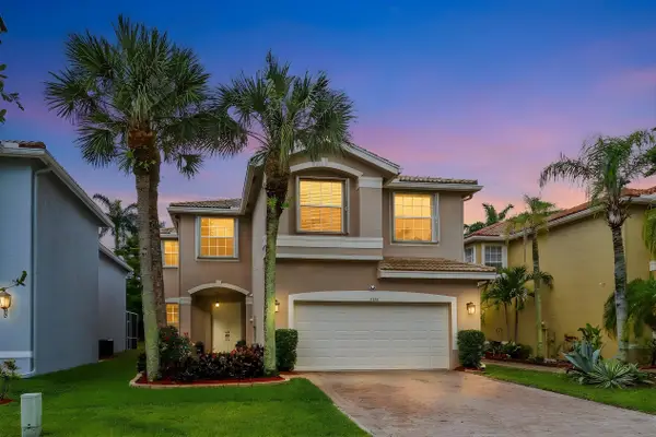 5068 Northern Lights Drive, Greenacres, FL 33463