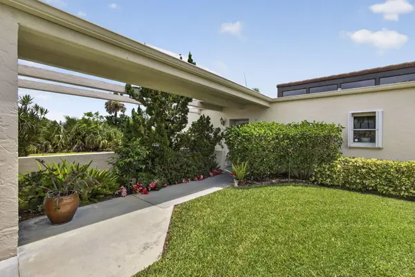 2651 Boundbrook Boulevard, West Palm Beach, FL 33406