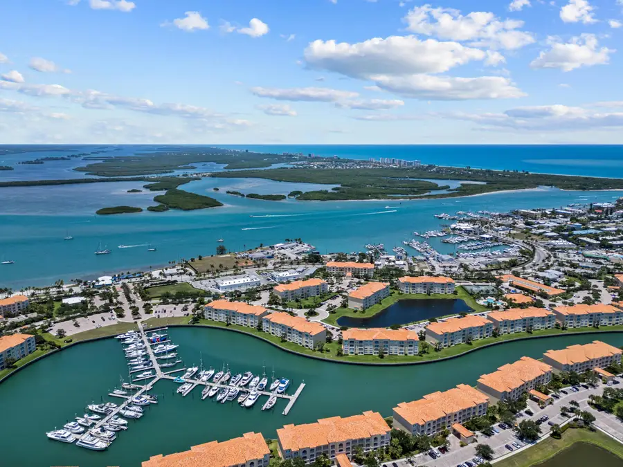 24 Harbour Isle Drive W #106, Fort Pierce, FL 34949 - #2