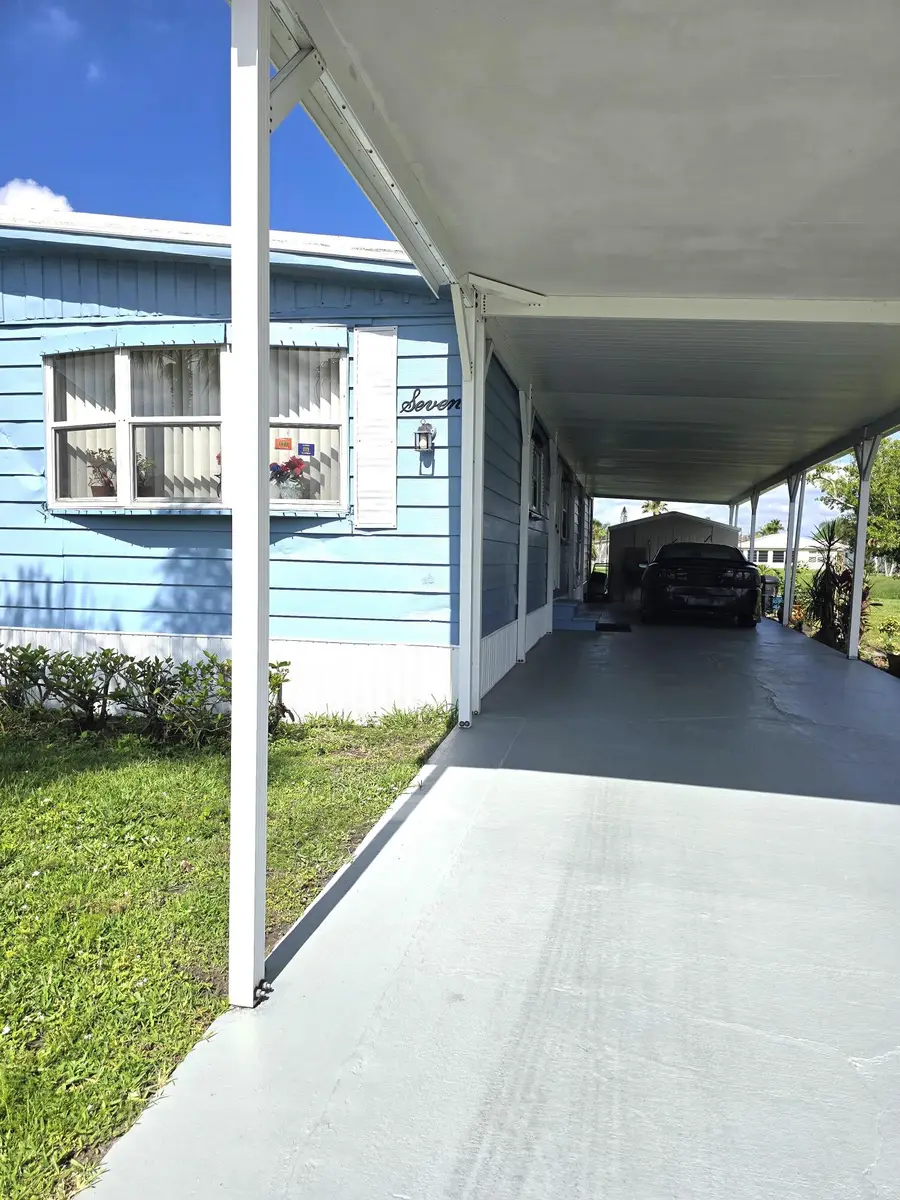 7 Madrid Lane, Port Saint Lucie, FL 34952 - #3
